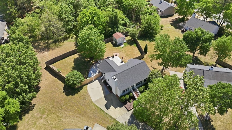 902 Hollins Ct, Knightdale, NC 27545