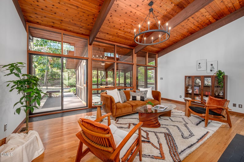 902 Kings Mill Rd, Chapel Hill, NC 27517