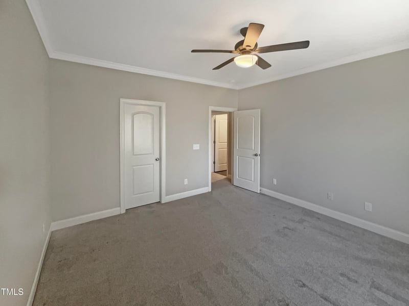 902 Laurel Gate Dr, Wake Forest, NC 27587