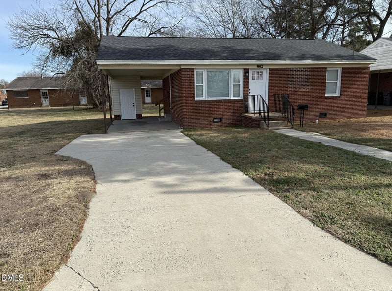 902 S Marvin St S, Goldsboro, NC 27530