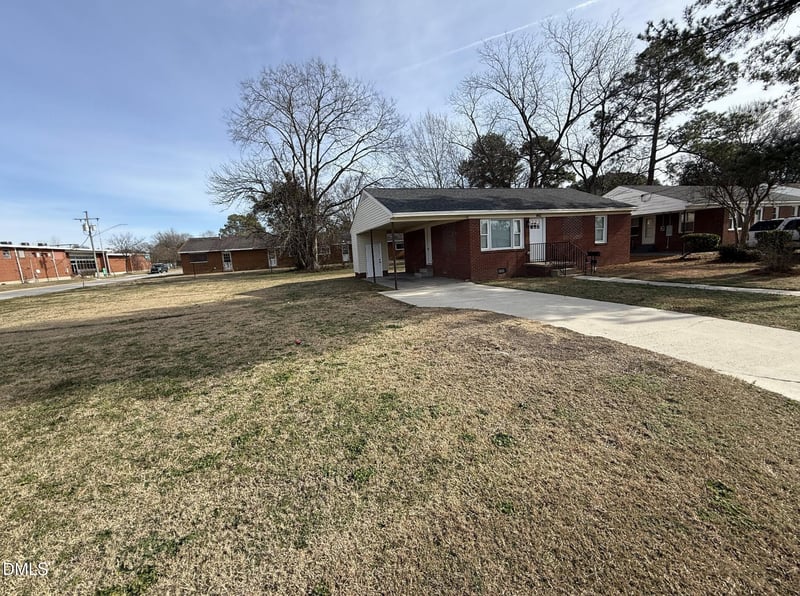 902 S Marvin St S, Goldsboro, NC 27530