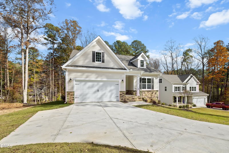 902 Maynard Rd, Cary, NC 27511