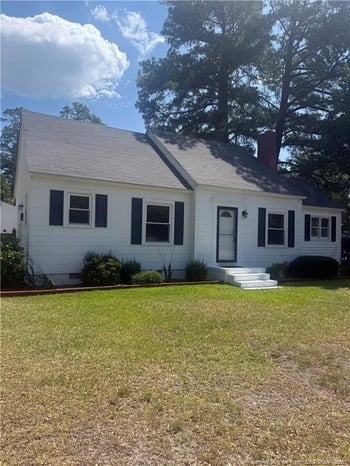 902 Mckimmon Rd, Fayetteville, NC 28303