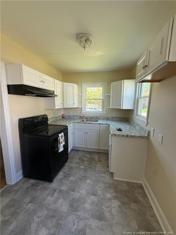 902 Mckimmon Rd, Fayetteville, NC 28303