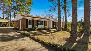 902 Orchard Dr, Fayetteville, NC 28303