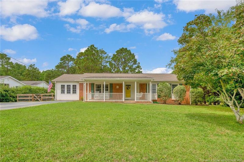 902 Parrish St, Lillington, NC 27546