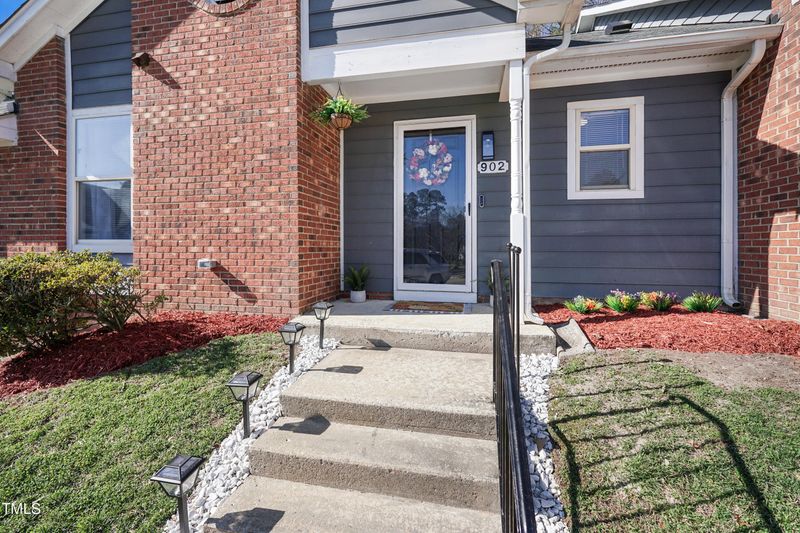 902 Pine Forest Trl, Knightdale, NC 27545