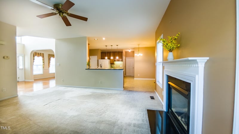 902 Savannah Ct, Hillsborough, NC 27278