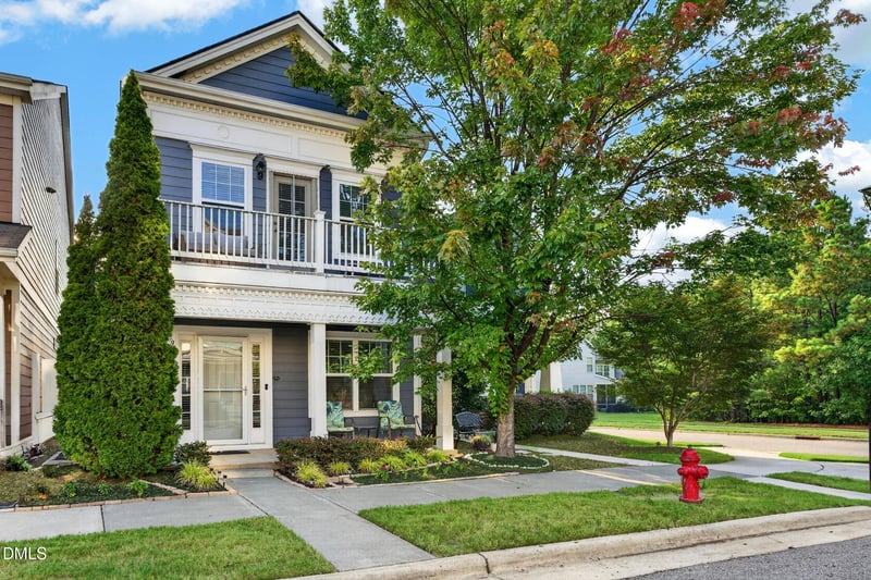 902 Shoofly Pa, Apex, NC 27502