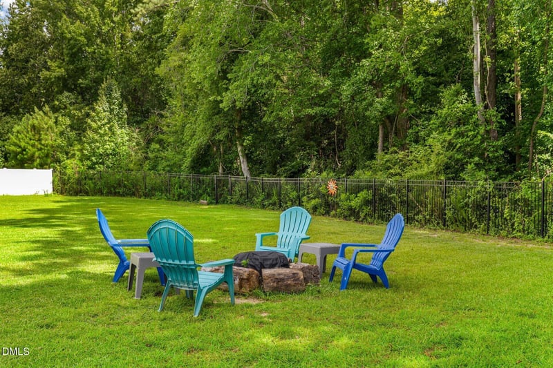 9021 River Hawk Lndg, Willow Springs, NC 27592