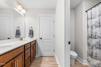 9021 River Hawk Lndg, Willow Springs, NC 27592