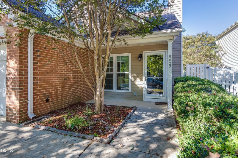 9023 Colony Village Ln, Raleigh, NC 27617