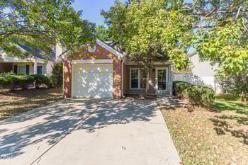 9023 Colony Village Ln, Raleigh, NC 27617