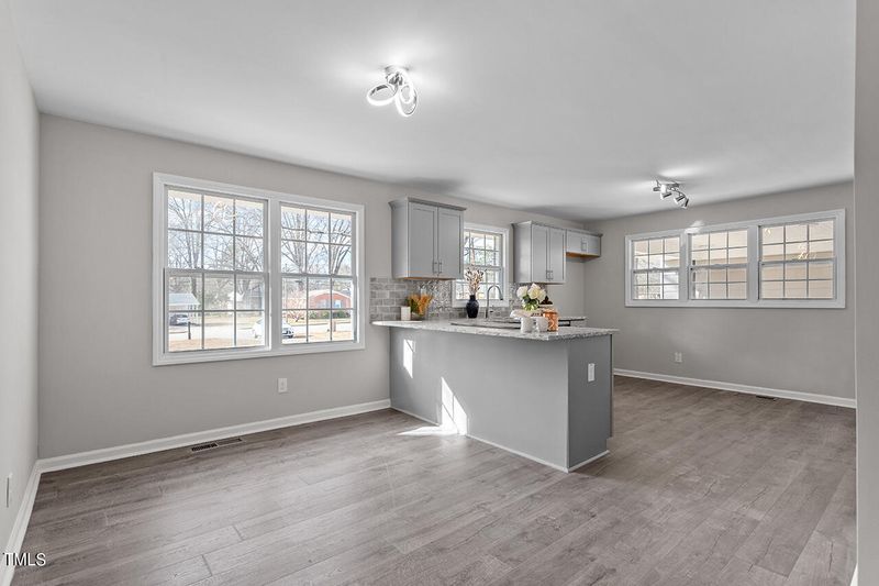 903 Aversboro Rd, Garner, NC 27529