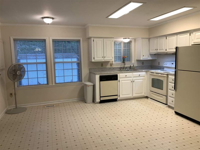 903 Circle Dr, Creedmoor, NC 27522