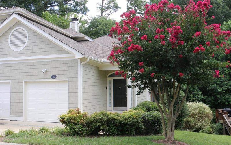 903 N Columbia St, Chapel Hill, NC 27516