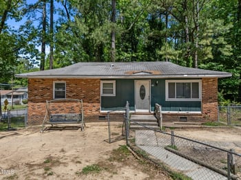 903 Da Vinci St, Durham, NC 27704