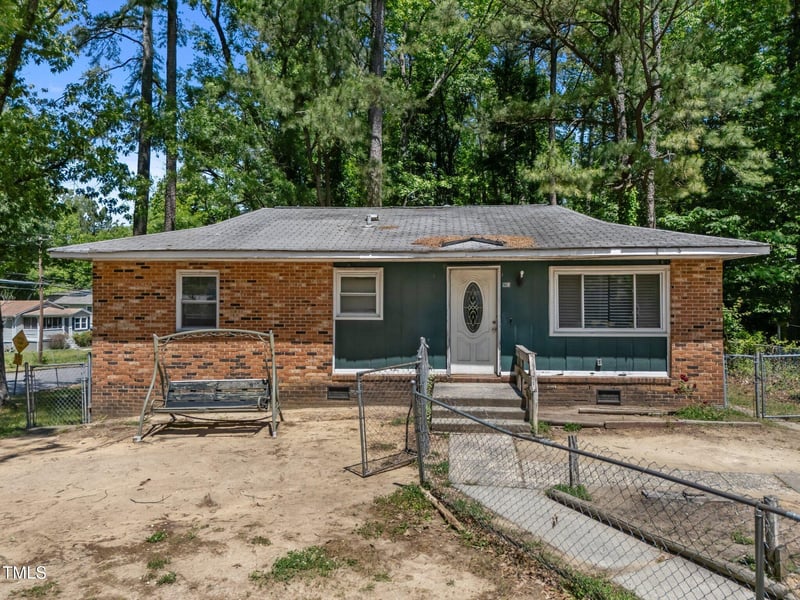 903 Da Vinci St, Durham, NC 27704