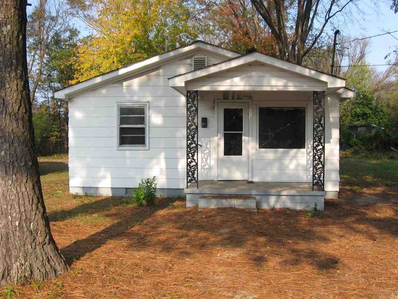 903 Harris St, Smithfield, NC 27577