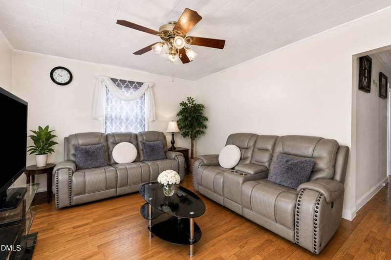 903 N Layton Ave, Dunn, NC 28334