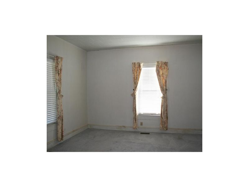 903 E Morehead St, Burlington, NC 27215