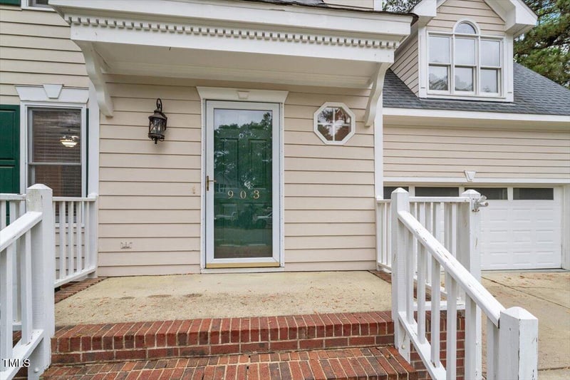 903 Norood Ln, Apex, NC 27502