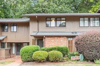 903 Oak Tree Dr, Chapel Hill, NC 27517