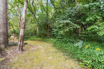 903 Oak Tree Dr, Chapel Hill, NC 27517
