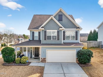 903 Red Oak Tree Dr, Fuquay Varina, NC 27526