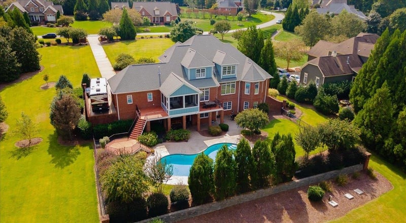 9032 Chelsea Dr, Raleigh, NC 27603