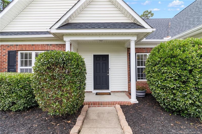 9032 Grouse Run Ln, Fayetteville, NC 28314