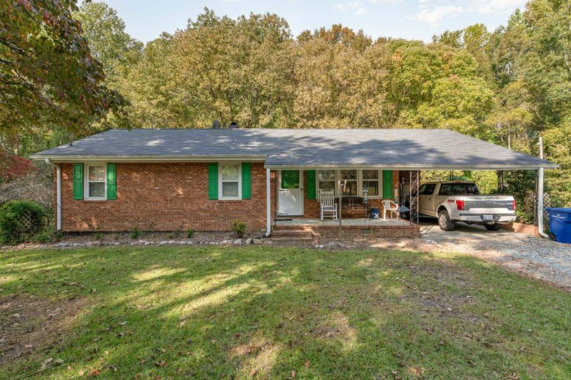 9032 Purfoy Rd, Fuquay Varina, NC 27526