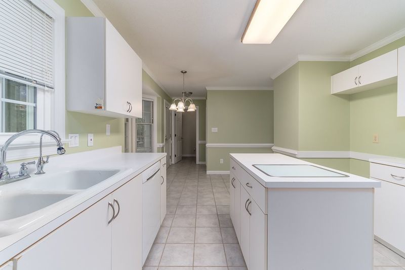 9033 Tenderfoot Trl, Raleigh, NC 27615