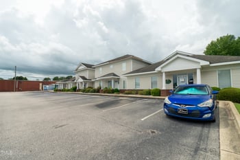 904 Broad St, Dunn, NC 28334