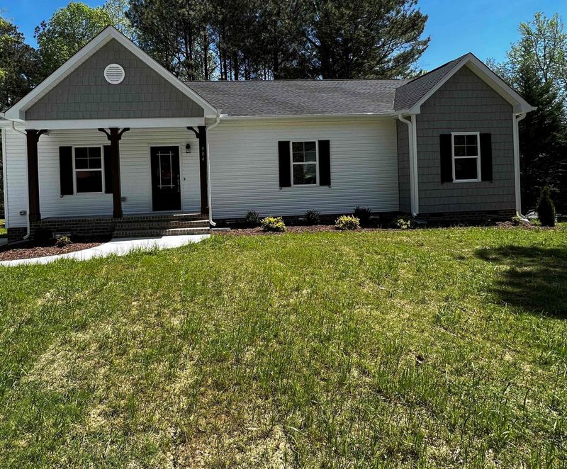 904 Circle Dr, Creedmoor, NC 27522