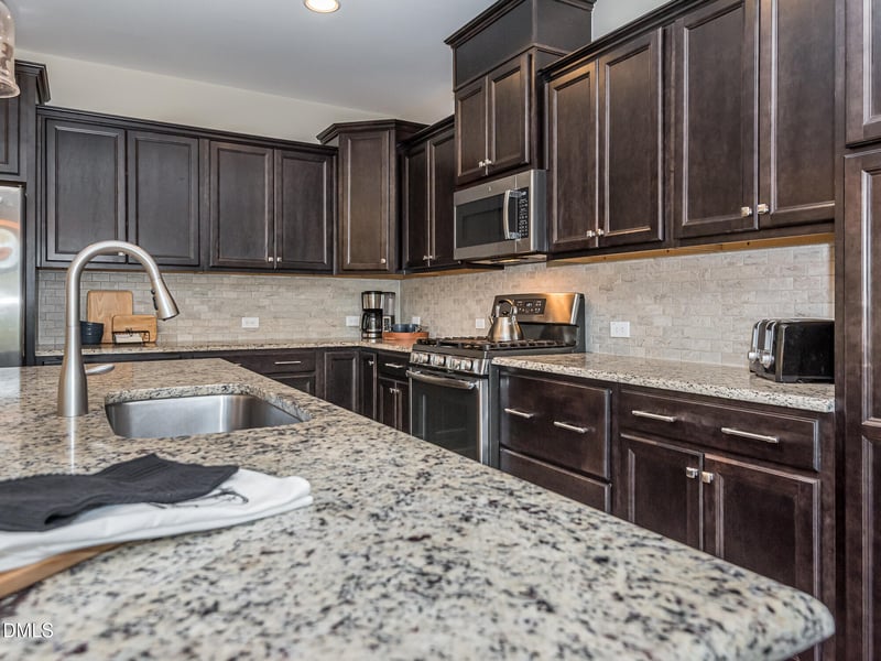 904 Dalton Ridge Pl, Apex, NC 27523