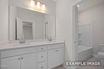 904 Diana Victoria Ct, Wendell, NC 27591