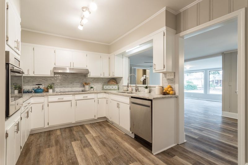 904 S First St, Smithfield, NC 27577