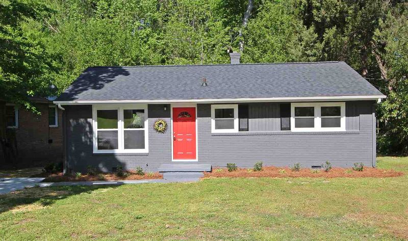 904 Friar Tuck St, Raleigh, NC 27610