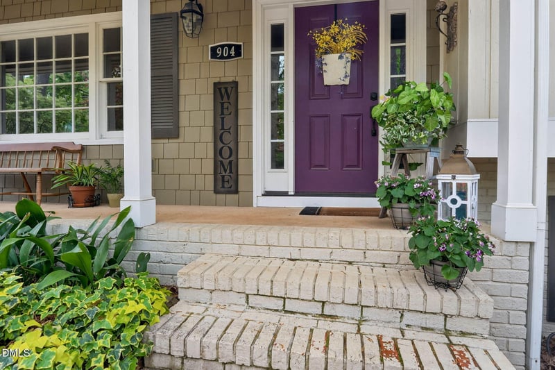 904 Hardimont Rd, Raleigh, NC 27609