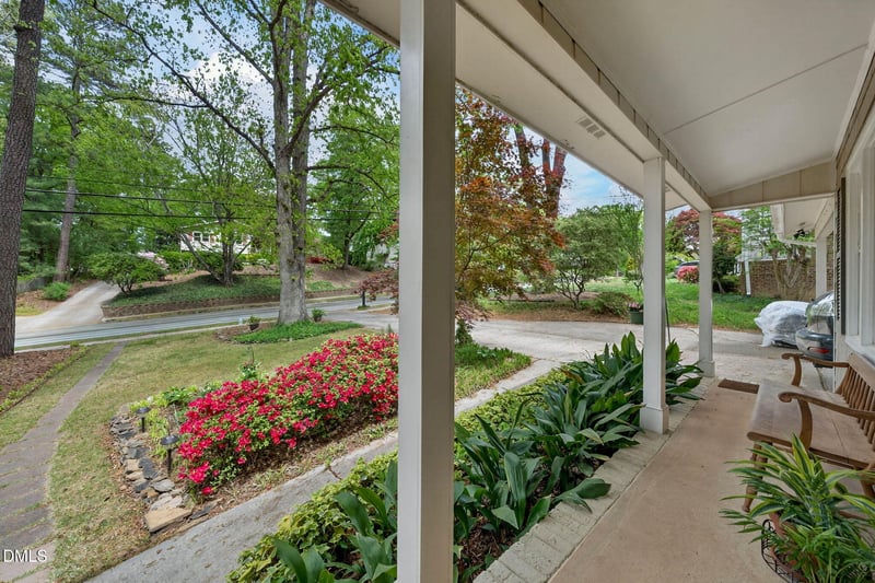 904 Hardimont Rd, Raleigh, NC 27609