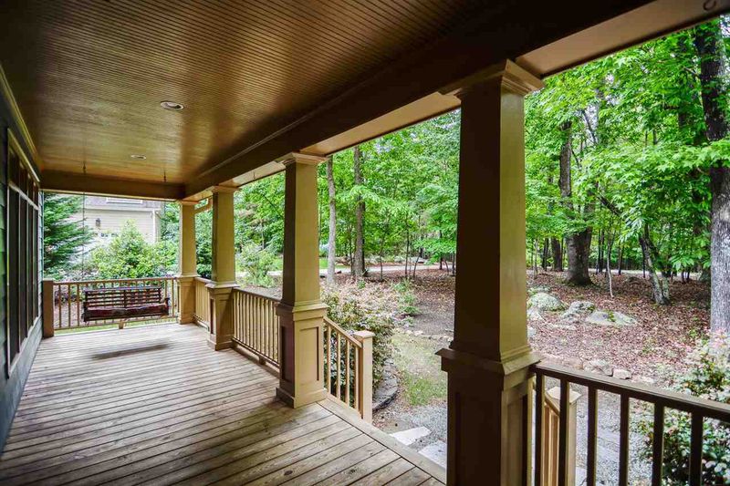 904 Highland Trl, Chapel Hill, NC 27516