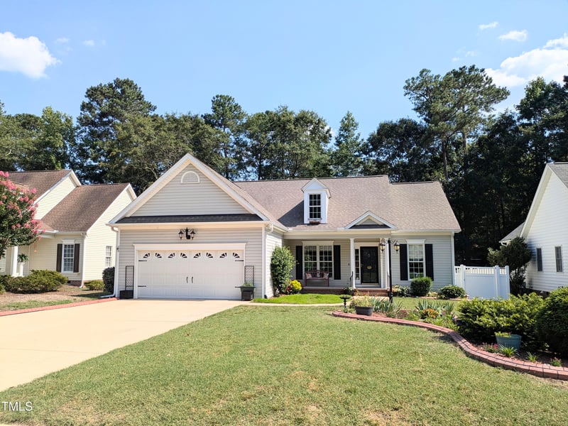 904 Ivy Valley Dr, Fuquay Varina, NC 27526