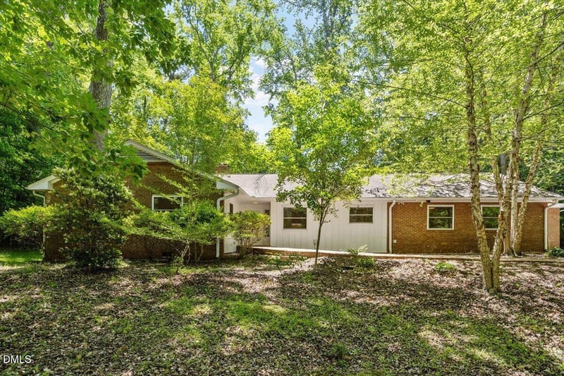 904 Kings Mill Rd, Chapel Hill, NC 27517