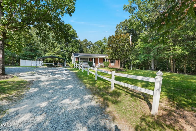 904 Lanier Farm Rd, Sanford, NC 27330
