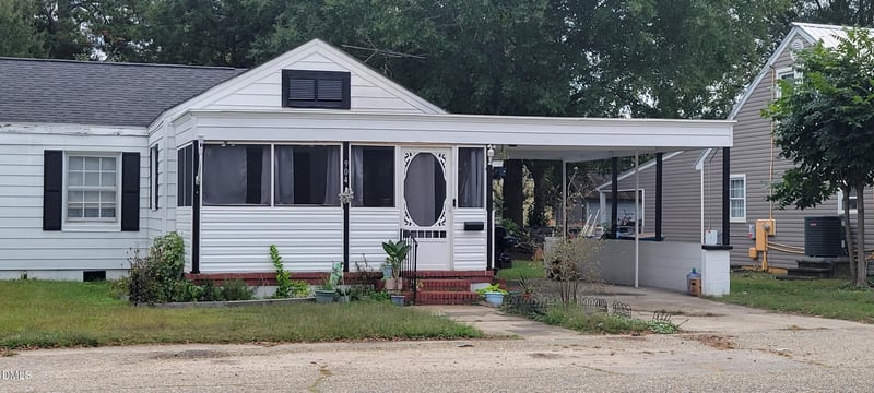 904 Mckay Ave #906, Dunn, NC 28334
