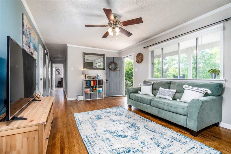 904 W Murray Ave, Durham, NC 27704