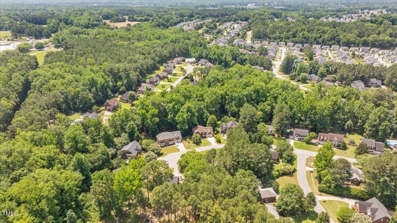 904 Oldwyck Dr, Fuquay Varina, NC 27526
