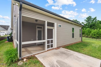 904 Palm Ct, Mebane, NC 27302