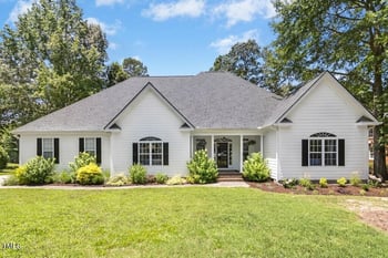 904 Parkridge Dr, Clayton, NC 27527